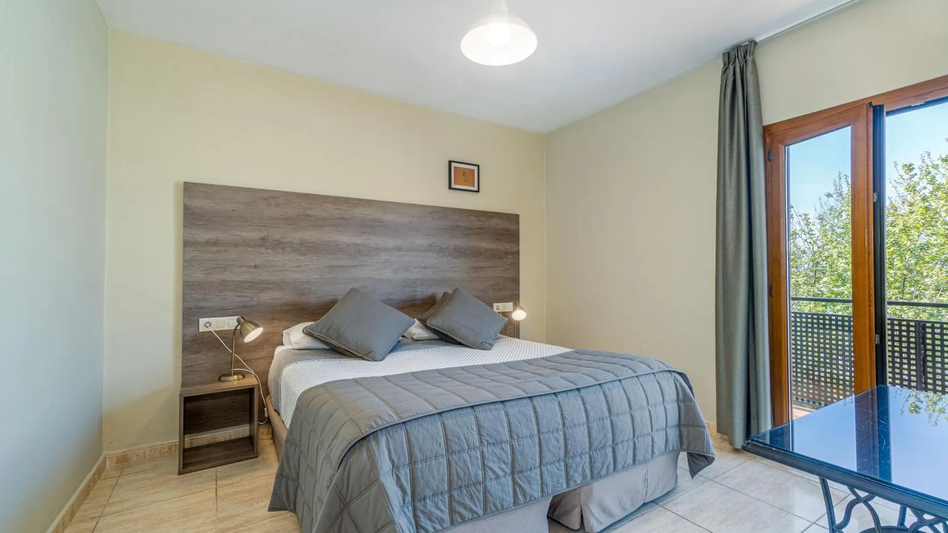 Hotel Montmar location