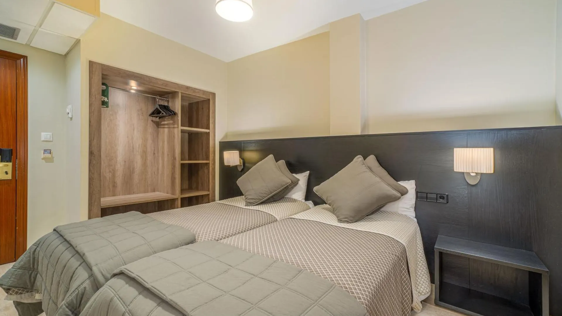 Hotel Montmar Roses